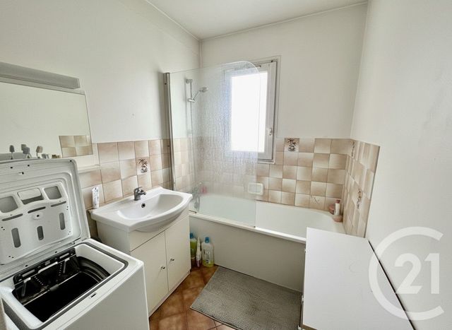 Appartement F2 à vendre - 2 pièces - 44.76 m2 - SANNOIS - 95 - ILE-DE-FRANCE - Century 21 La Demeure