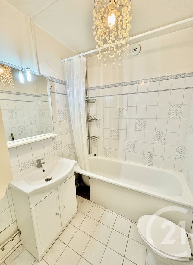 Appartement F2 à vendre - 2 pièces - 53.0 m2 - SANNOIS - 95 - ILE-DE-FRANCE - Century 21 La Demeure