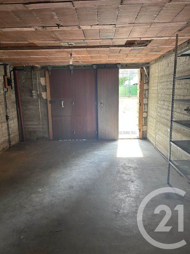Appartement F4 à louer - 4 pièces - 82.65 m2 - ST GRATIEN - 95 - ILE-DE-FRANCE - Century 21 La Demeure