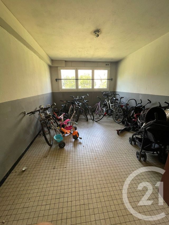 Appartement T3 à vendre - 3 pièces - 64.18 m2 - ST GRATIEN - 95 - ILE-DE-FRANCE - Century 21 La Demeure