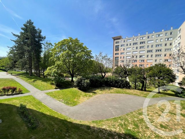 Appartement T3 à vendre - 3 pièces - 64.18 m2 - ST GRATIEN - 95 - ILE-DE-FRANCE - Century 21 La Demeure
