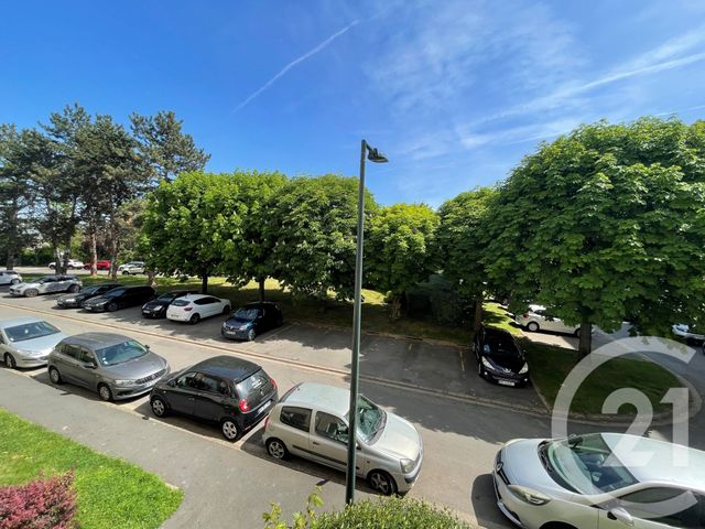 Appartement T3 à vendre - 3 pièces - 64.18 m2 - ST GRATIEN - 95 - ILE-DE-FRANCE - Century 21 La Demeure