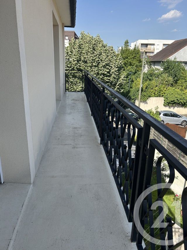Appartement F2 bis à louer - 2 pièces - 49.0 m2 - BEZONS - 95 - ILE-DE-FRANCE - Century 21 La Demeure