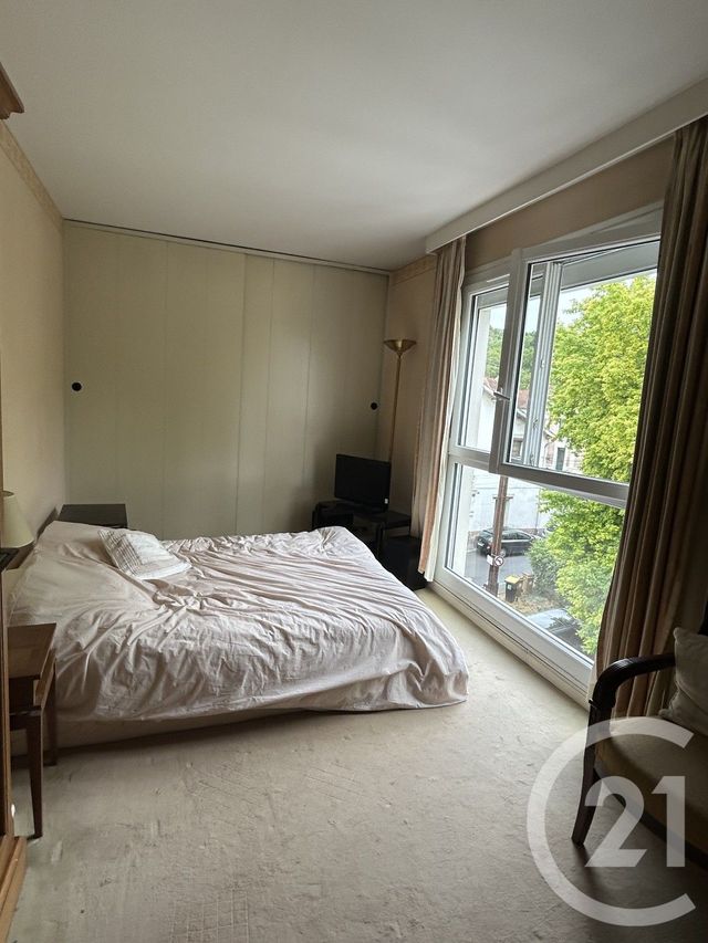 Appartement F2 à louer - 2 pièces - 57.1 m2 - SANNOIS - 95 - ILE-DE-FRANCE - Century 21 La Demeure