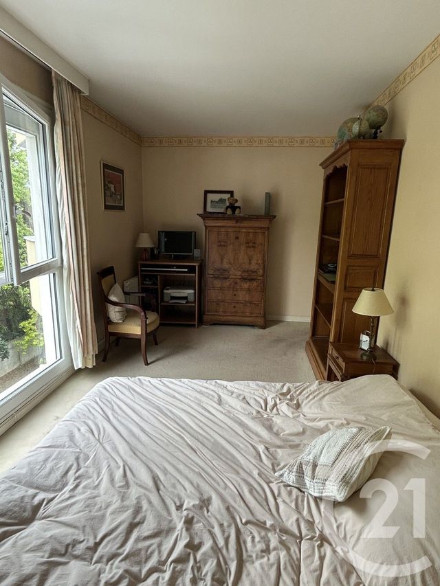 Appartement F2 à louer - 2 pièces - 57.1 m2 - SANNOIS - 95 - ILE-DE-FRANCE - Century 21 La Demeure