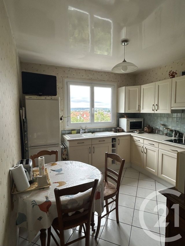 Appartement F2 à louer - 2 pièces - 57.1 m2 - SANNOIS - 95 - ILE-DE-FRANCE - Century 21 La Demeure