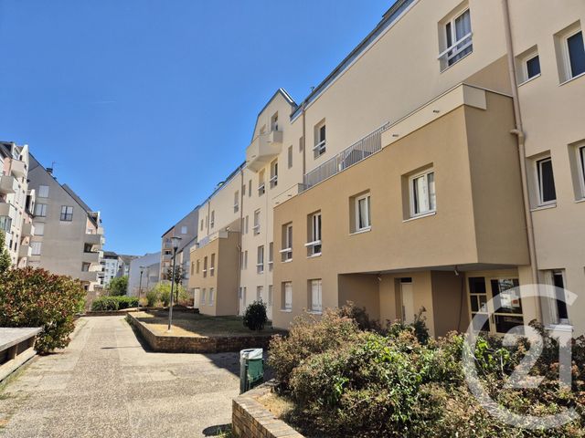 Appartement F3 à vendre - 3 pièces - 60.0 m2 - SANNOIS - 95 - ILE-DE-FRANCE - Century 21 La Demeure