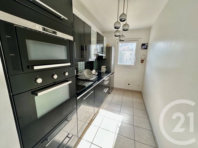 Appartement F2 à vendre - 2 pièces - 47.94 m2 - SANNOIS - 95 - ILE-DE-FRANCE - Century 21 La Demeure