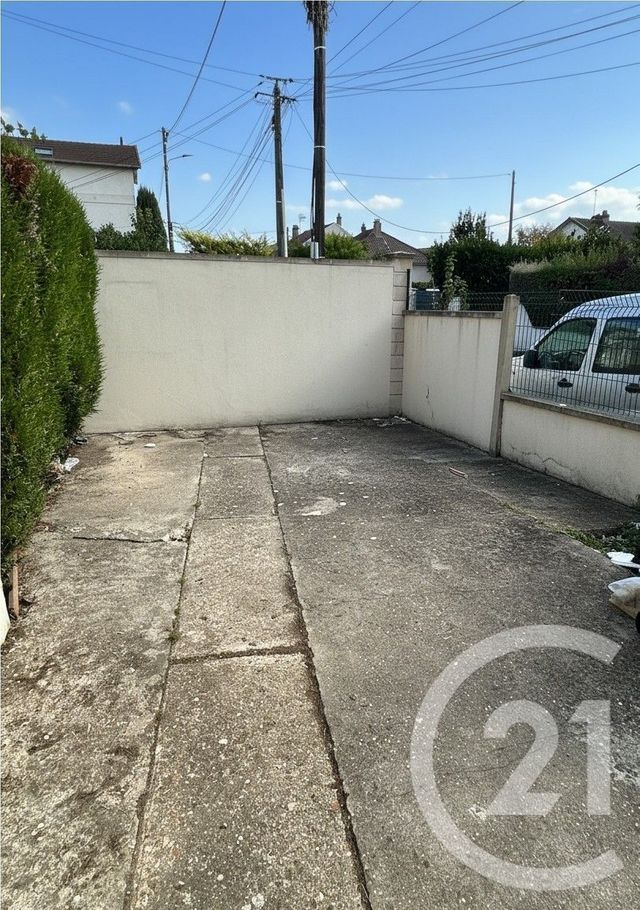 Appartement F2 à louer - 2 pièces - 31.77 m2 - FRANCONVILLE LA GARENNE - 95 - ILE-DE-FRANCE - Century 21 La Demeure