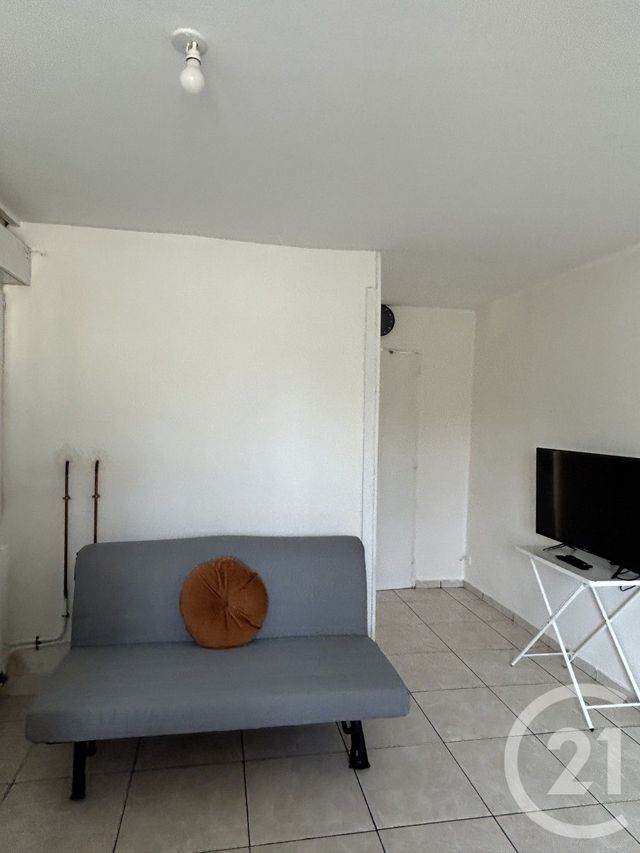 Appartement F2 à louer - 2 pièces - 31.77 m2 - FRANCONVILLE LA GARENNE - 95 - ILE-DE-FRANCE - Century 21 La Demeure
