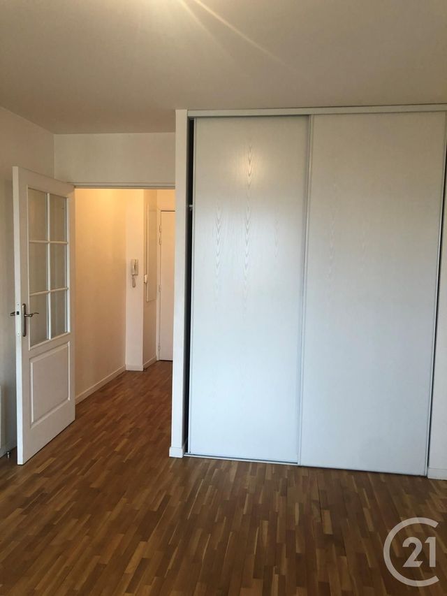 Appartement F1 à louer - 1 pièce - 28.9 m2 - SANNOIS - 95 - ILE-DE-FRANCE - Century 21 La Demeure