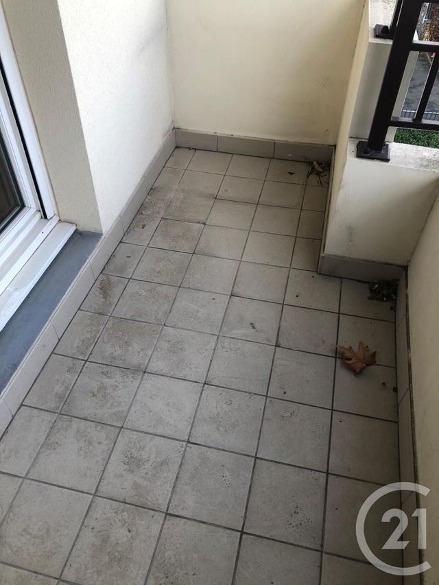 Appartement F1 à louer - 1 pièce - 28.9 m2 - SANNOIS - 95 - ILE-DE-FRANCE - Century 21 La Demeure