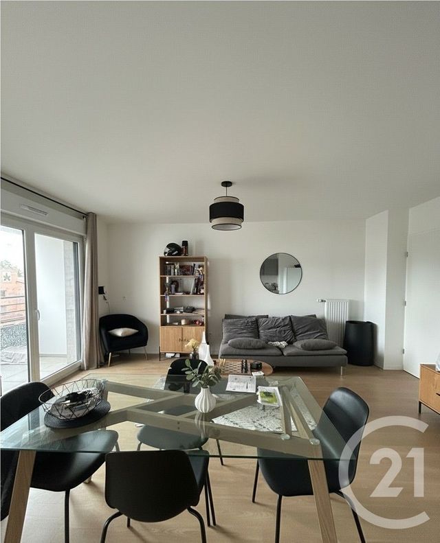 Appartement F3 à louer - 3 pièces - 65.53 m2 - CERGY - 95 - ILE-DE-FRANCE - Century 21 La Demeure