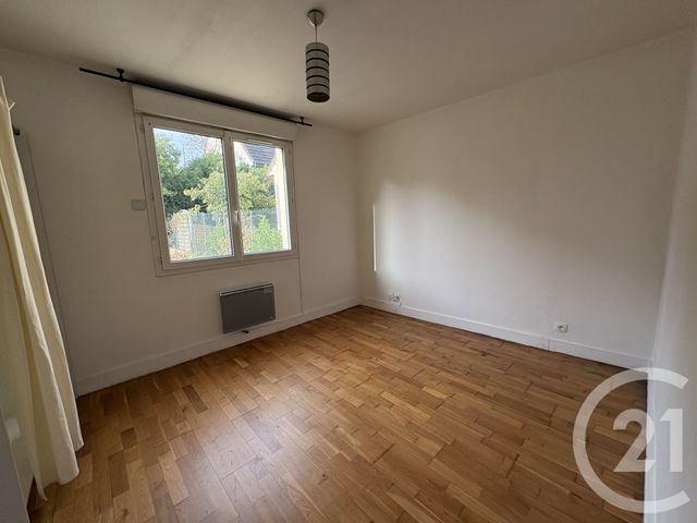 Appartement T2 à vendre - 2 pièces - 48.15 m2 - SANNOIS - 95 - ILE-DE-FRANCE - Century 21 La Demeure